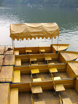 Boats in Qianling Park
